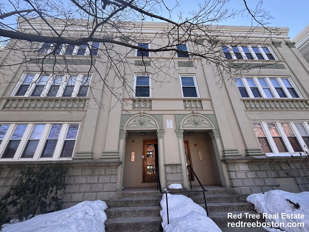 Photo - 62 Egmont St Unit 5