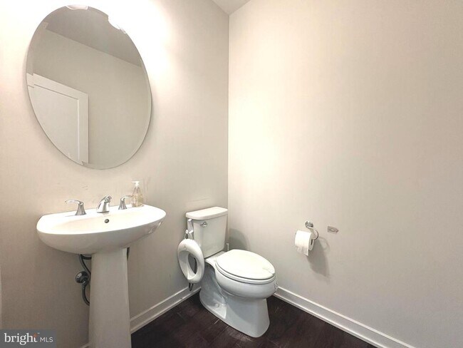 Photo - 113 Wynstone Ct