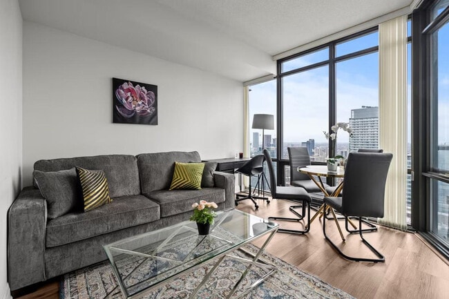 Building Photo - 889 Bay St. Unit ID1346012P