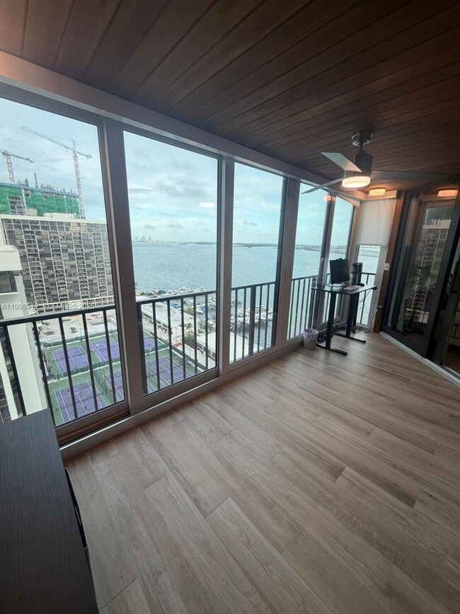 Photo - 1925 Brickell Ave Unidad 2003