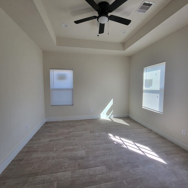 Photo - 5608 Tommye St