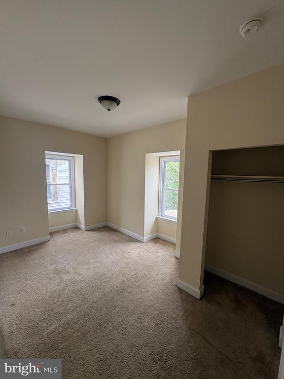 Photo - 413 N Preston St