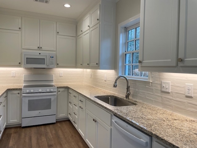 Photo - 861 Hickory Dr SW