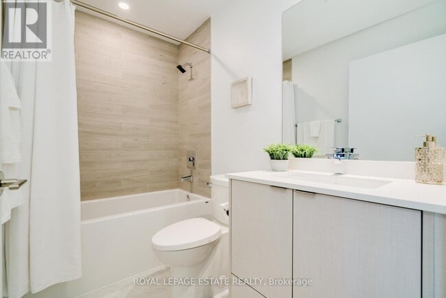 Photo - 1926 Lake Shore Blvd W Unit 1711