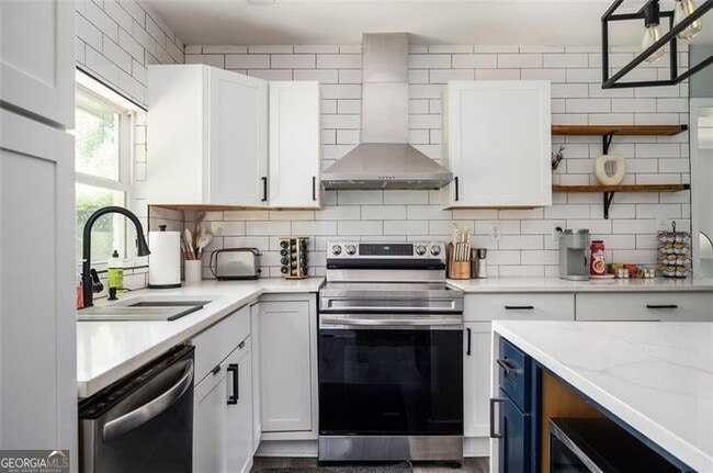 Photo - 1778 Flintwood Dr SE