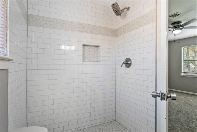 Photo - 3 Bedroom, 2 bath that sits on a triple lo...