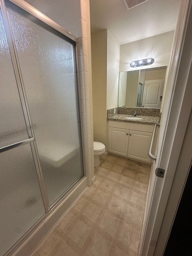 Photo - 511.5 N A St