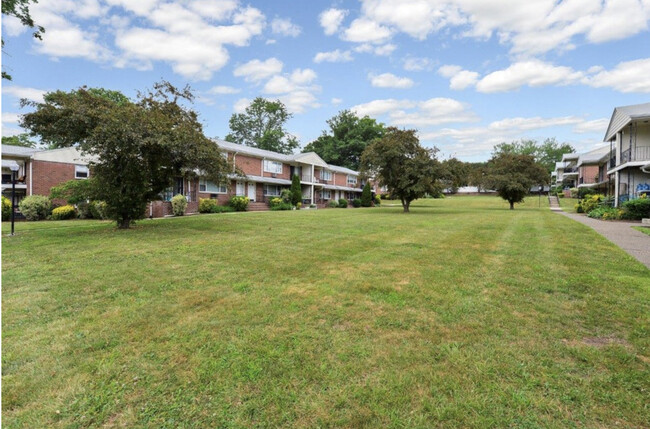 Photo - Rolling Gardens Apartment Homes