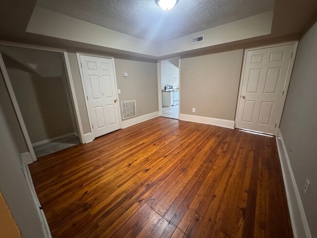 Photo - 1359 High St Unit B