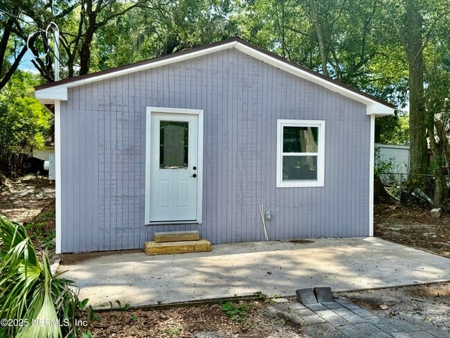 Photo - 8930 Free Ave House