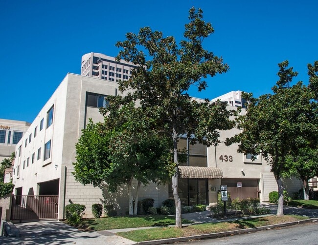 433 N. Louise Street
