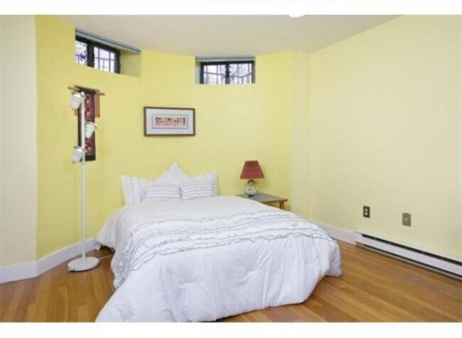 Photo - 66 Clarendon St Unit 1