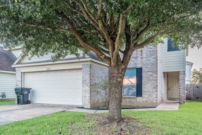 Photo - 5007 Oak Stand Ct