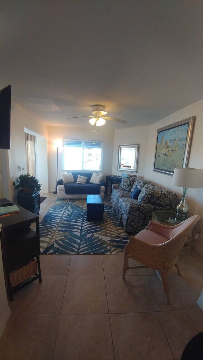 Photo - 8600 Ridgewood Ave Apartamento Unidad ID1346824P