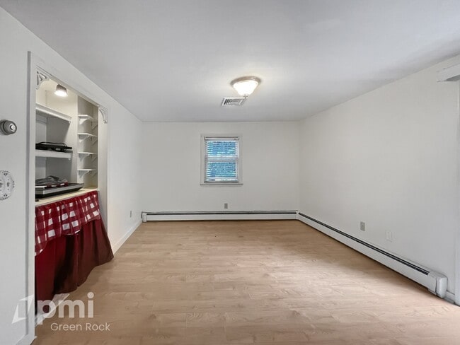 11 Ledge Rd