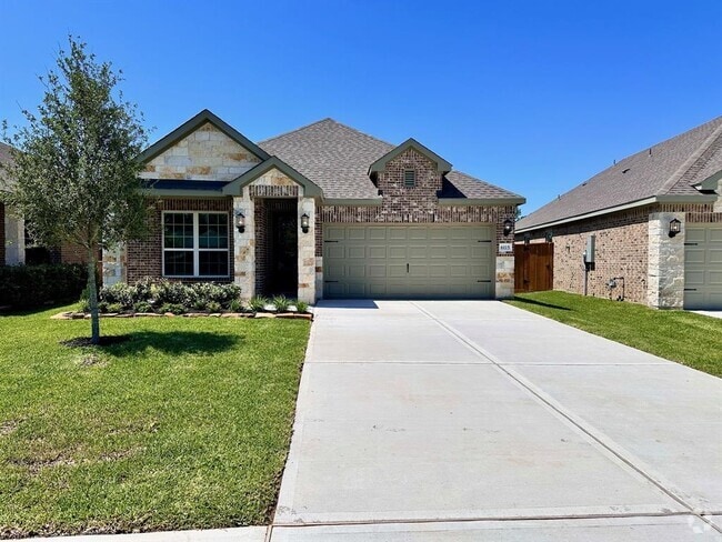 Building Photo - 6115 White Spruce Dr Rental
