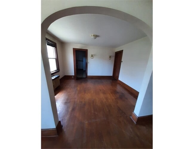 Photo - 179 sherwood ave