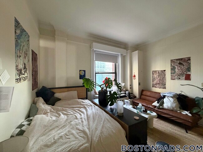 Photo - 62 Boylston St Unidad 925