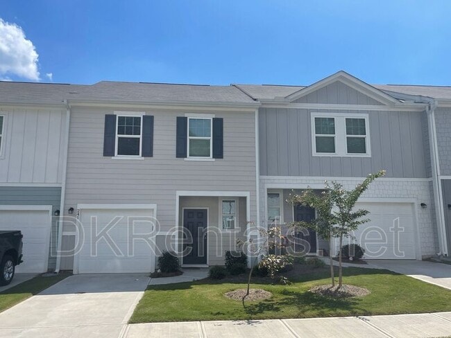 Photo - 241 Grand Central Wy