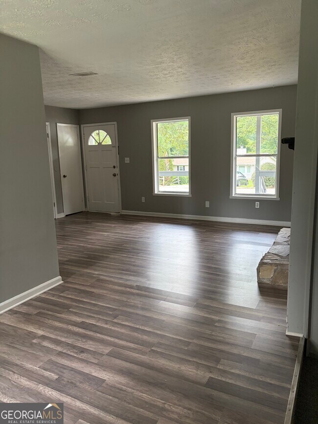 Photo - 531 Carithers Rd