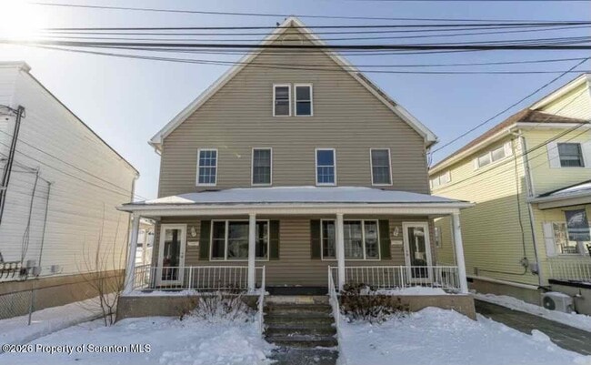 Building Photo - 112 Grove St