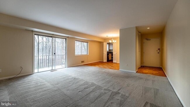 Photo - 10648 Montrose Ave Unit 102