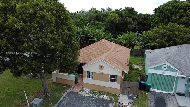 Building Photo - 10521 SW 207th St