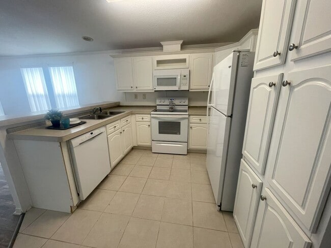 Photo - 20 Glen Cove Ct