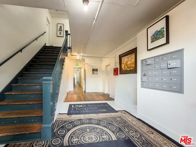 Photo - 434 S Rampart Blvd Unit 301