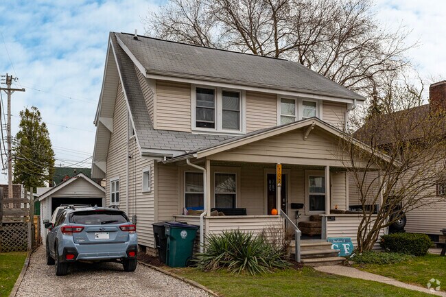 209 River Street - 209 River St Homes