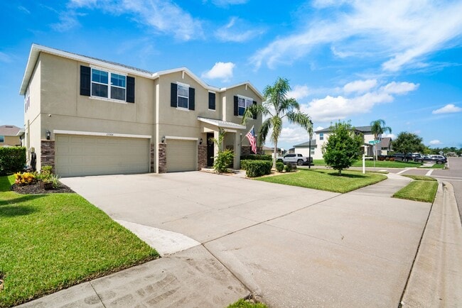 Photo - Your Dream Home Awaits!!!