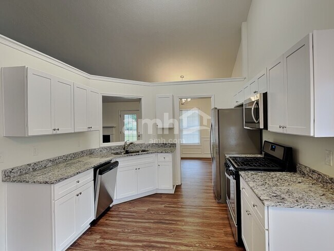 Photo - 1755 Heatherton Rd