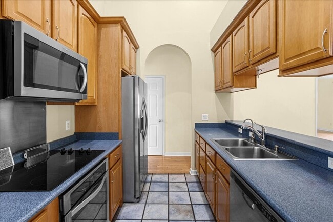 Photo - 11795 NW Creek Dr