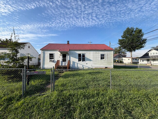 Building Photo - 970 Burdette Addition Rd
