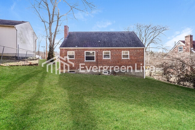 Photo - 3454 Robinet Dr