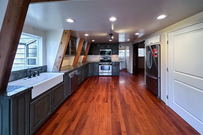 Photo - 2445 Burson Rd