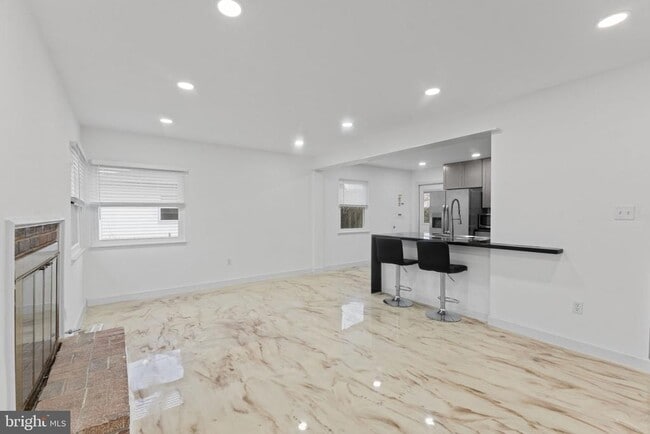 Photo - 6703 Cimarron St