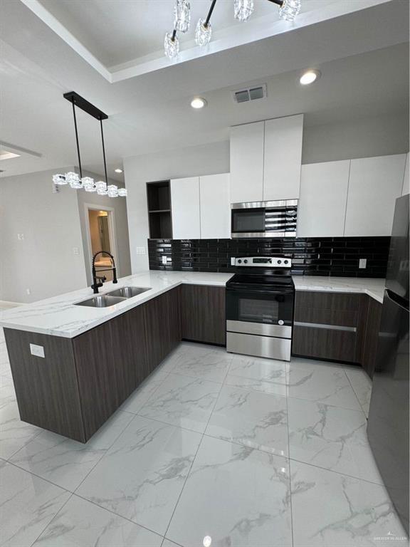 5712 Northwestern Ave Unit 1