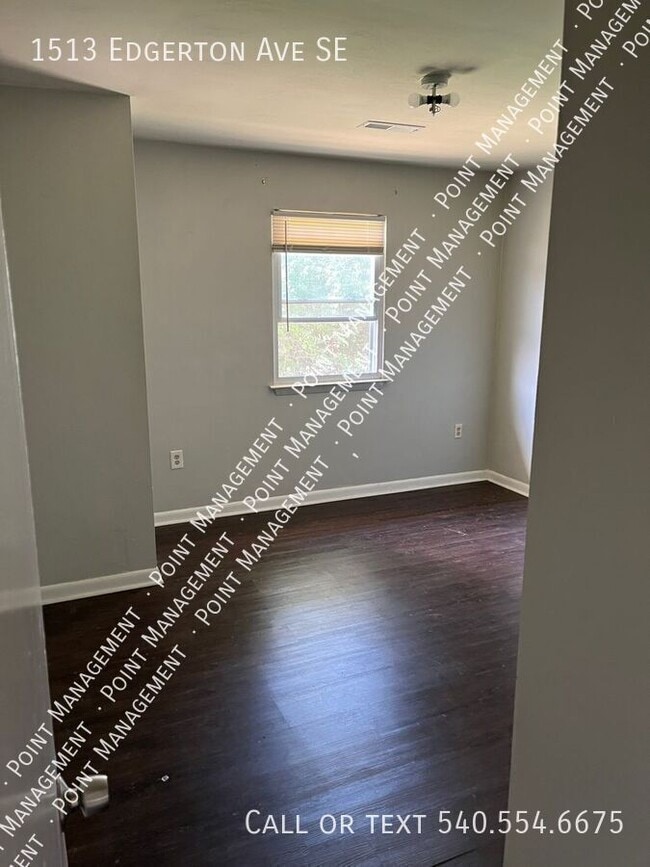 Photo - 1513 Edgerton Ave SE