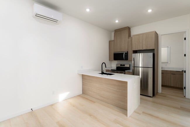 Photo - Private Yard Space, No Shared Walls, Views, New Luxury Unit 4603 Almayo Ave. 3