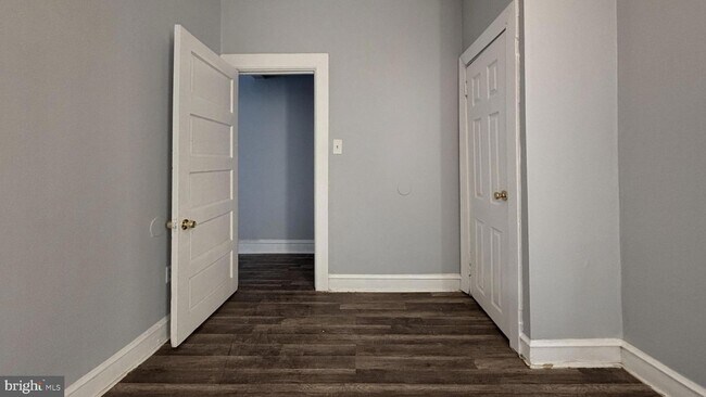 Photo - 1908 S 65th St