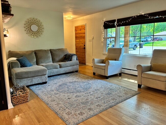 Photo - W150N7132 Country Ln