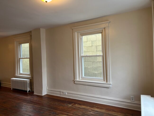 Photo - 808 E Morton St