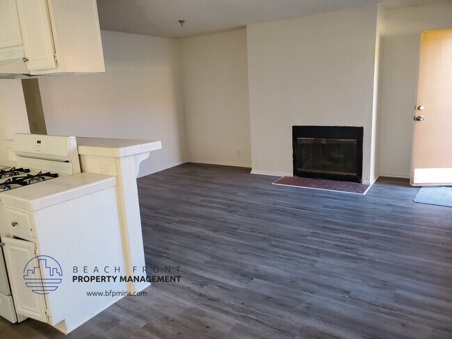 Photo - 14427 Cerise Ave.