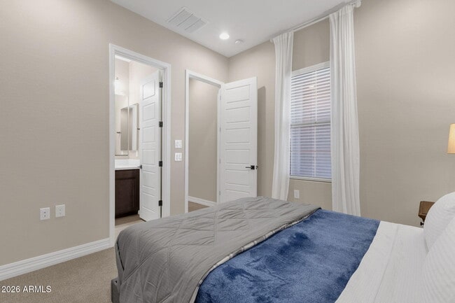 Photo - 32924 N 73rd Way