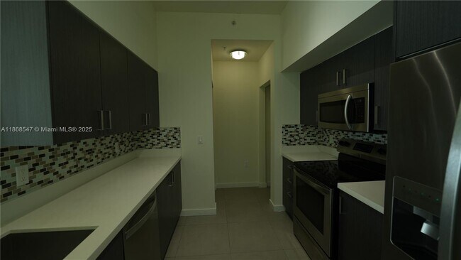 Photo - 729 NW 2nd St Unidad 717