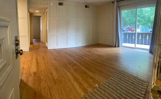 Building Photo - 3250 O'Neal Cir Unit F15 Rental