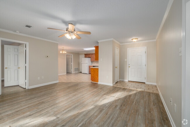 3BR, 2BA - 1,310SF - Living Room