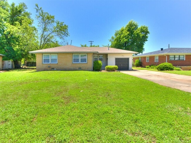 Building Photo - 710 Highland Pkwy Rental
