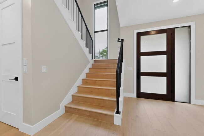 Photo - 5018 Highland Ct